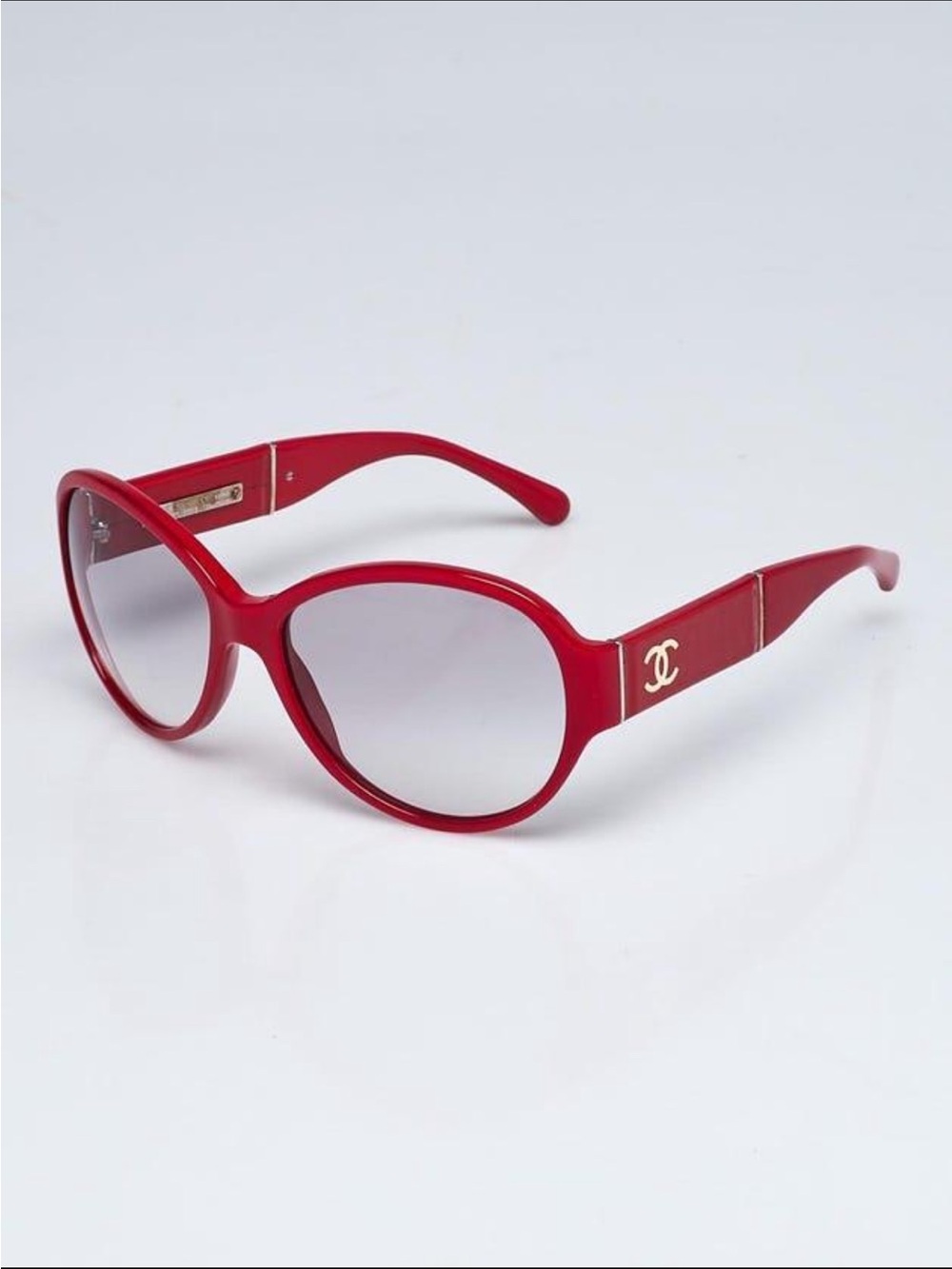CHANEL-Rare year 2013 discontinued Chanel red sunglasses-Made in Italy